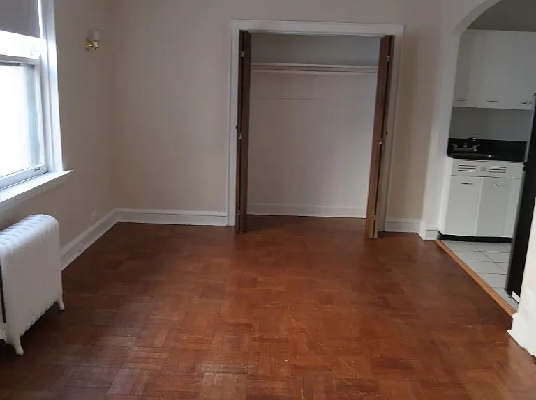 1209 W Sherwin Ave #304 — Photo 10