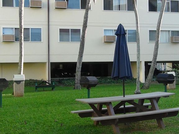 2nd image of 350 Aoloa St APT B228