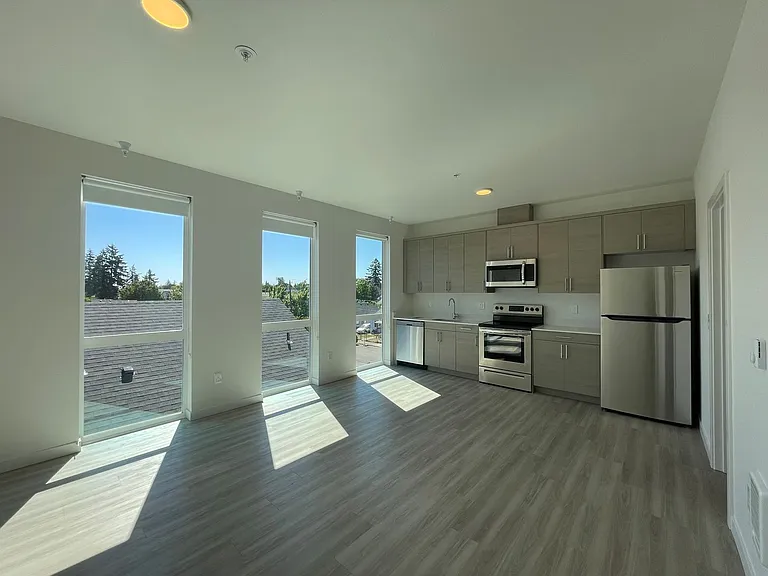 6080 SE 84th Ave #301B — Photo 8