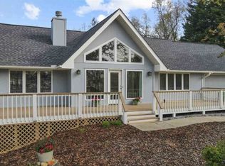 639 Starlight Dr, Sautee Nacoochee, GA 30571