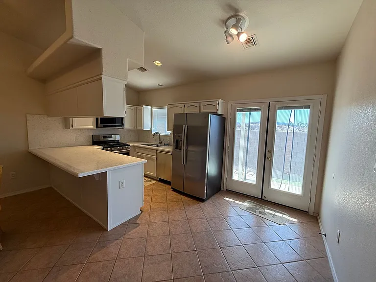 11367 S Kingman Ave — Photo 15