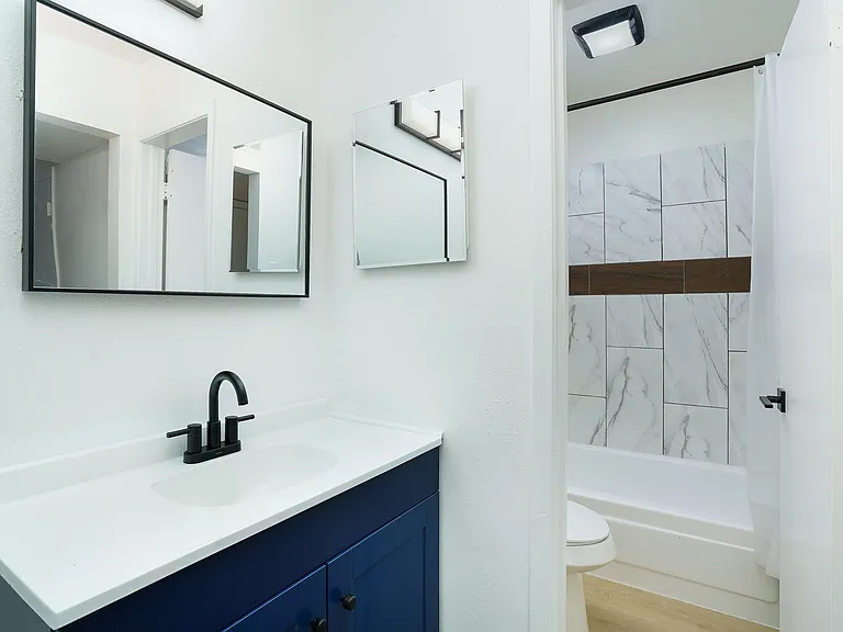 9511 Contessa Dr #8 — Photo 8