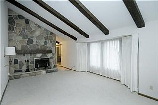 3rd image of 372 S Hills Dr