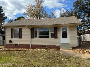 609 Butterworth Ave, Dyersburg, TN 38024