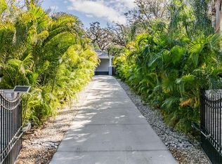 6911 N 19th St, Tampa, FL 33610