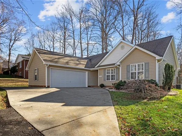 197 Bradberry Ln, Winston Salem, NC 27104