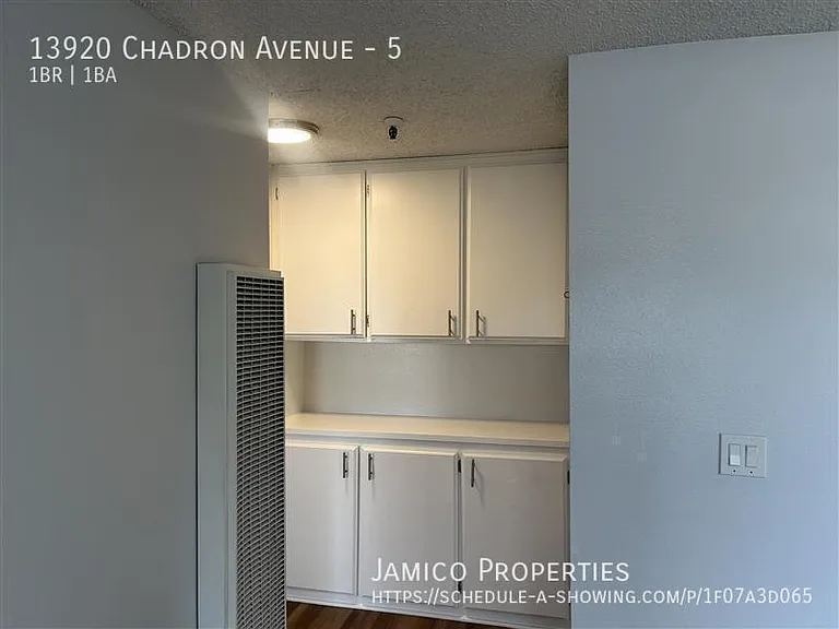 13920 Chadron Ave #5 — Photo 9