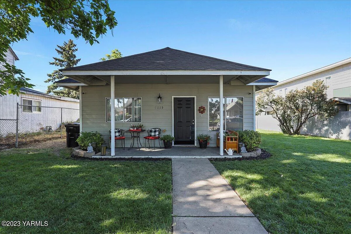 1115 Jefferson Ave photo 1