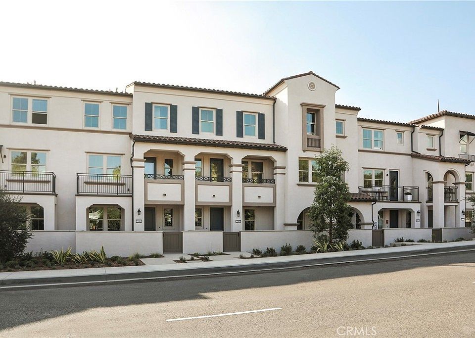 1st image of 206 Camden Ct