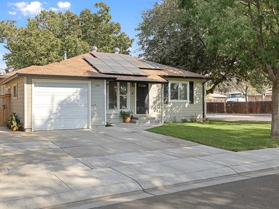 205 W 22nd St, Tracy, CA, 95376