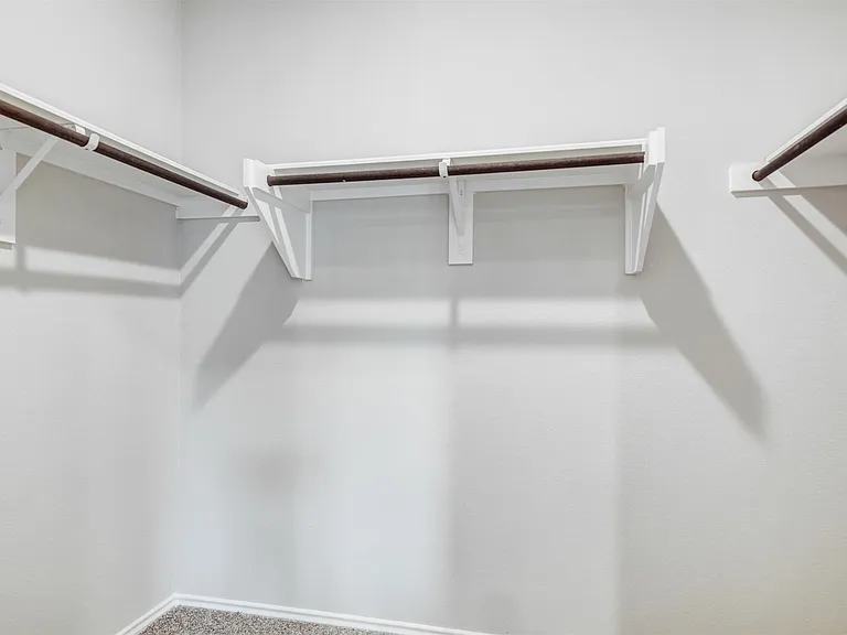 9304 Colonial Bent Ct — Photo 16