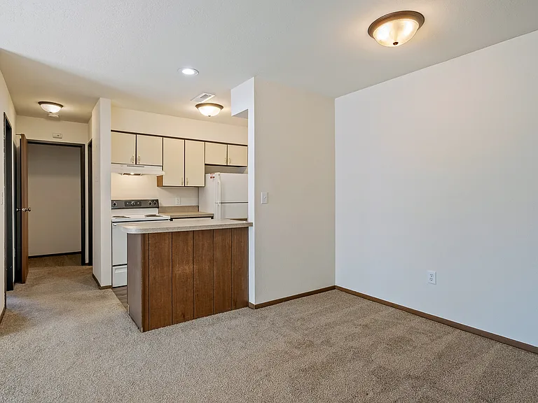 3790 Whispering Way Dr SE — Photo 15