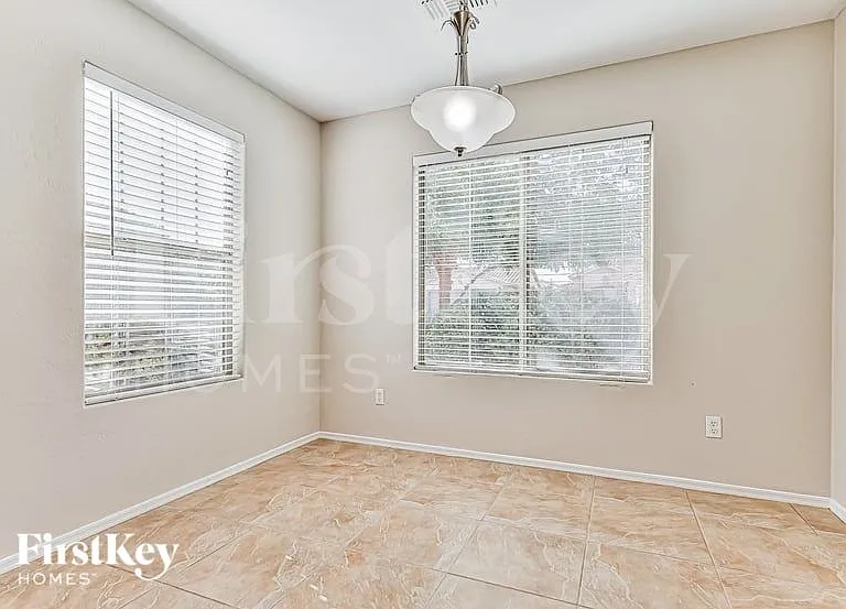 2794 W Mira Dr — Photo 5
