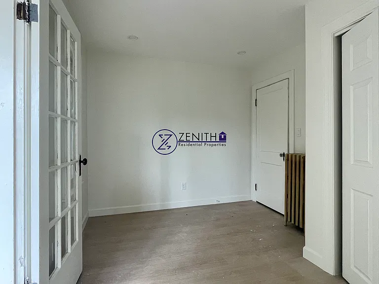 78-80 Hull St #80 — Photo 12