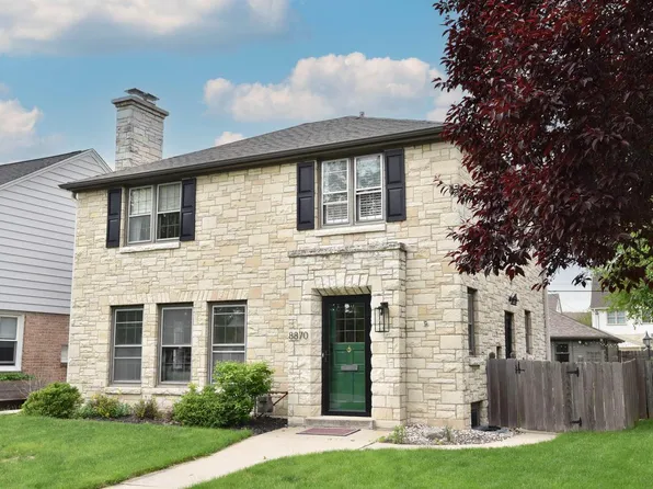 8870 Stickney AVENUE, Wauwatosa, WI 53226