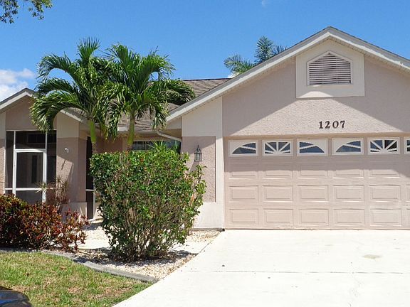 2nd image of 1207 NW 18th St