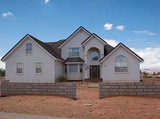220 Appaloosa Rd, Page, AZ 86040