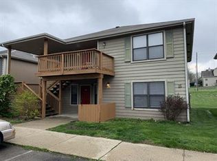 950 Monterey Way #G, Lawrence, KS 66049