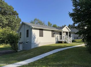 436 Cortez Rd, Lake Ariel, PA 18436