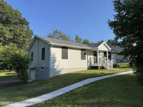 436 Cortez Rd, Lake Ariel, PA 18436