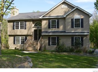 394 Midland Lake Rd, Middletown, NY 10941