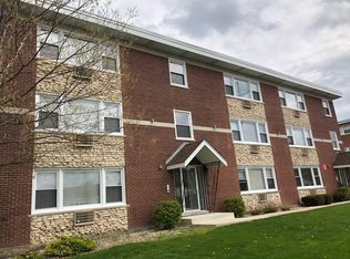 8635 S 84th Ct UNIT 2C, Hickory Hills, IL 60457