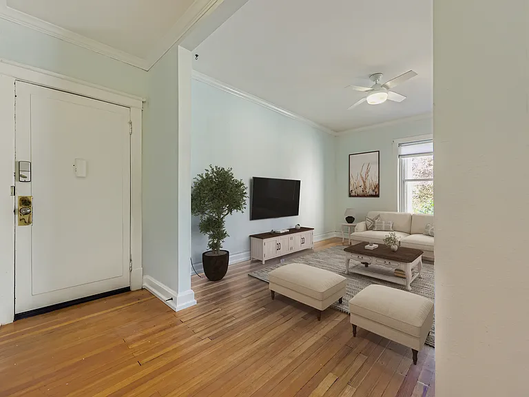 1450 N Lafayette St #8 — Photo 14