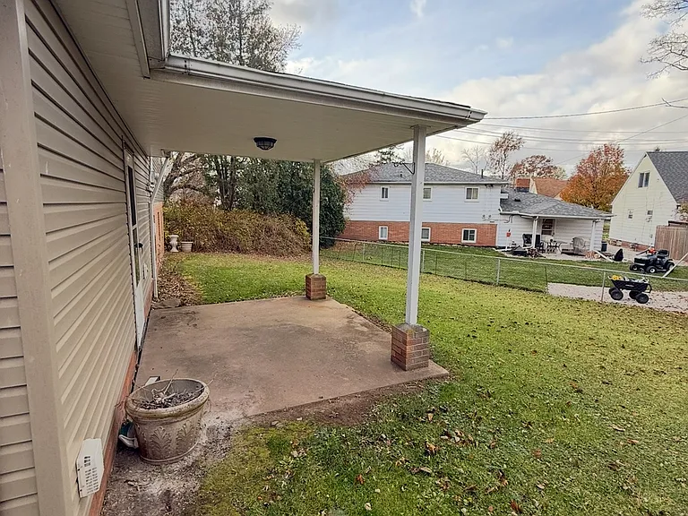 5274 Daleside Dr #2 — Photo 14
