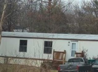 25 Pine Fork Ln, Fenton, MO 63026