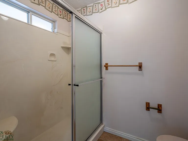2342 W 1710 North Cir — Photo 33