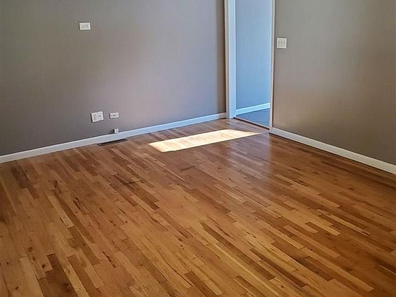 5th image of 3951 High Meadows Ln