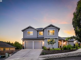 4033 NE Everett Ct, Camas, WA 98607