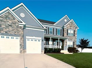 1005 Maiden Grass Dr, La Plata, MD 20646