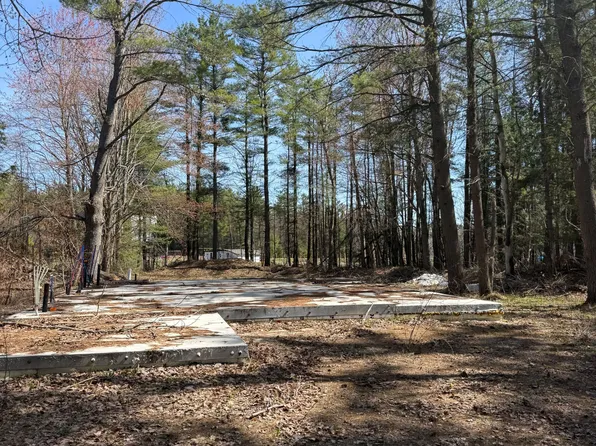 1765 Gravenhurst Pkwy, Gravenhurst, ON P1P 1R3