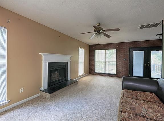 5th image of 7702 Ivy Hollow Dr #10