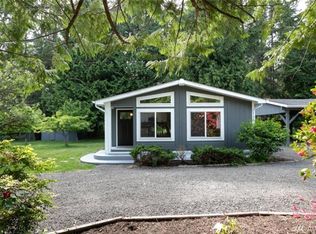 21381 Jefferson Beach Rd NE, Kingston, WA 98346