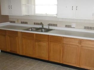 1114 E Stockbridge Ave, Kalamazoo, MI 49001