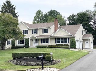 60 Beaver Dam Rd, Colts Neck, NJ 07722