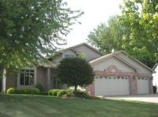 6609 White Birch Ct, Lino Lakes, MN 55014
