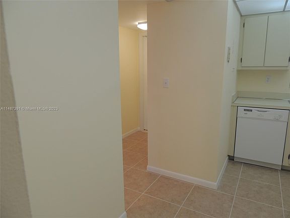 3rd image of 3001 W Rolling Hills Cir APT 302