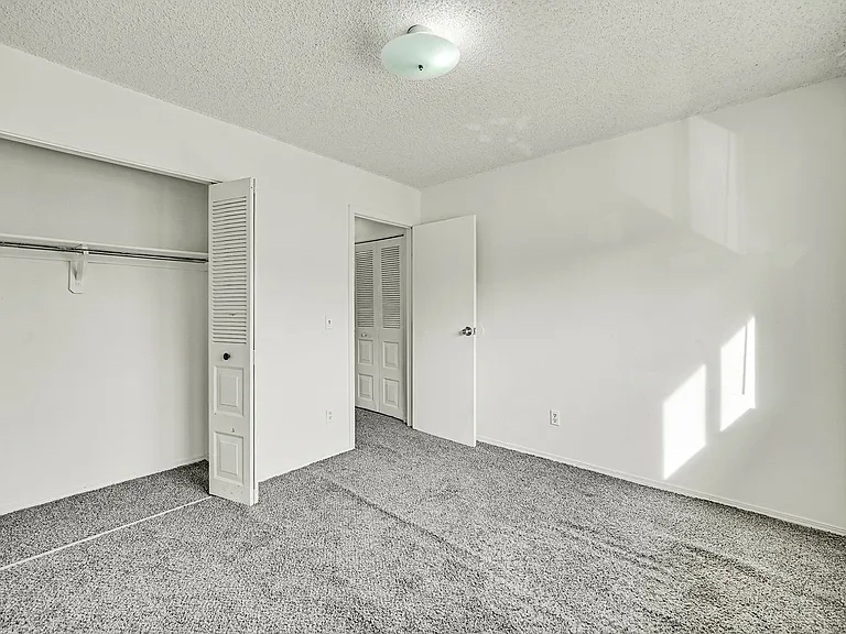 1051 Mazatlan Cir #D — Photo 27