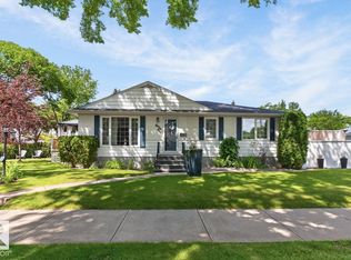 7724 97th Ave NW, Edmonton, AB T6C 2B5