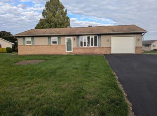 410 Oak St, Newmanstown, PA 17073