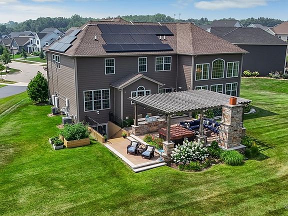 4th image of 1451 Bethpage Cir