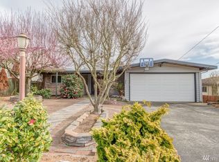 2826 25th Ave W, Seattle, WA 98199