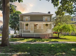 228 E Pine St, Elsie, MI