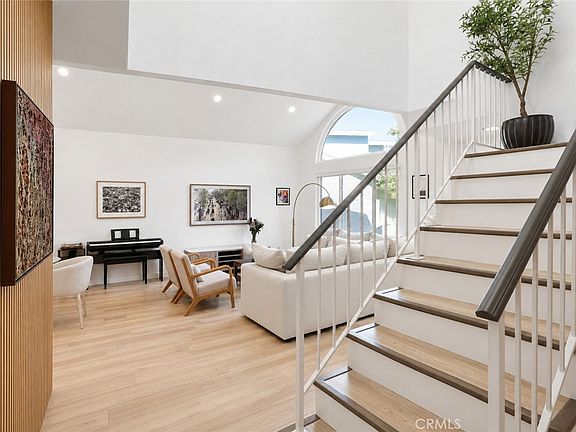 5th image of 7819 Goldmine Ln