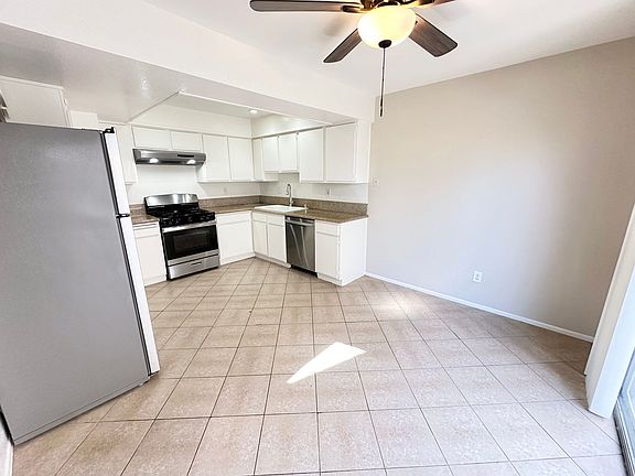 4th image of 16742 Hoskins Ln APT A
