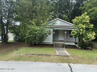 1707 Asheville St, New Bern, NC 28560