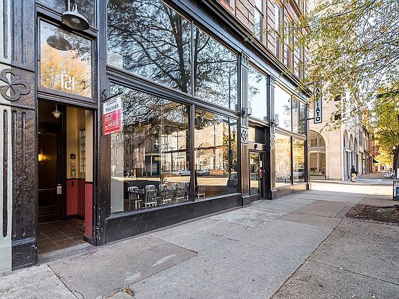 5th image of 200 W Broad St #19059-f